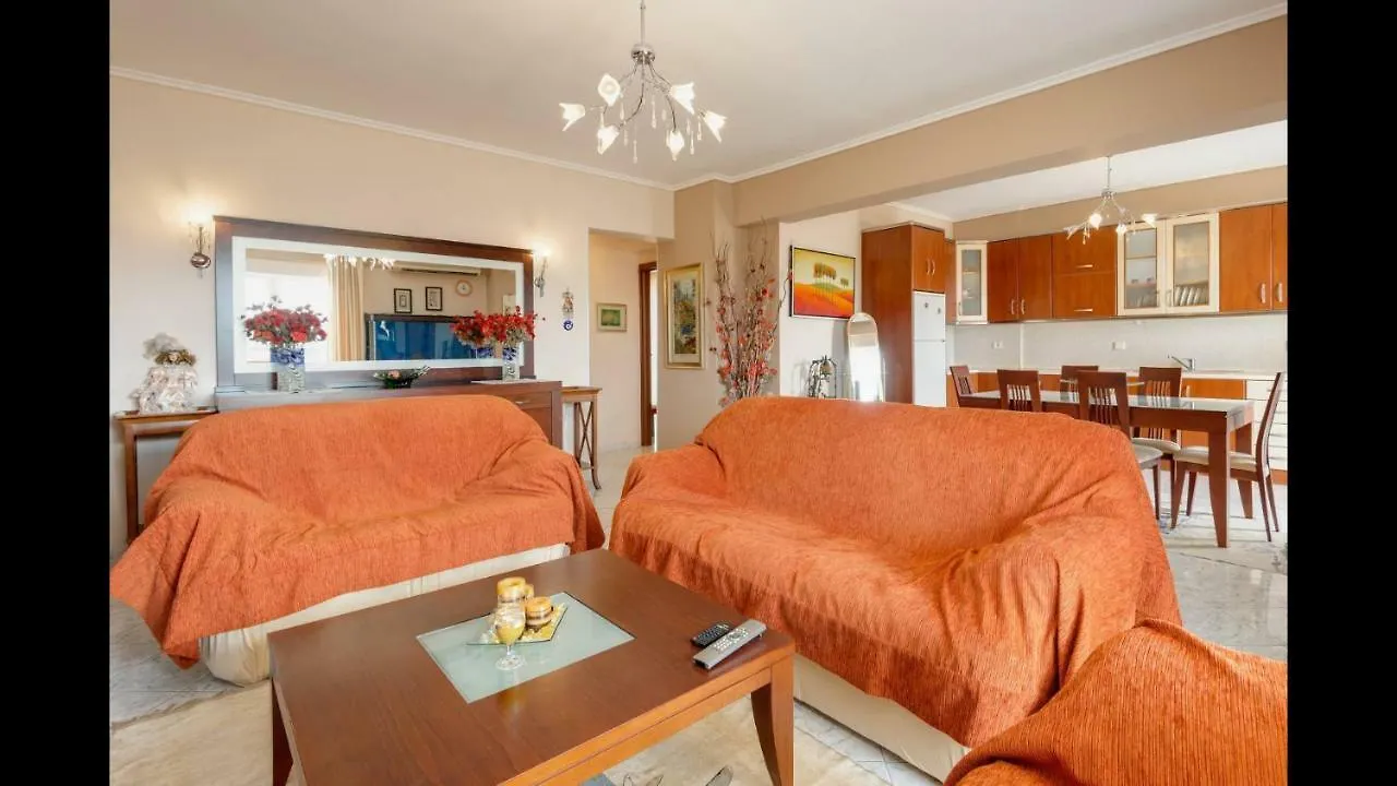 Third Floor Lux Apartment With Nice View 塞萨洛尼基